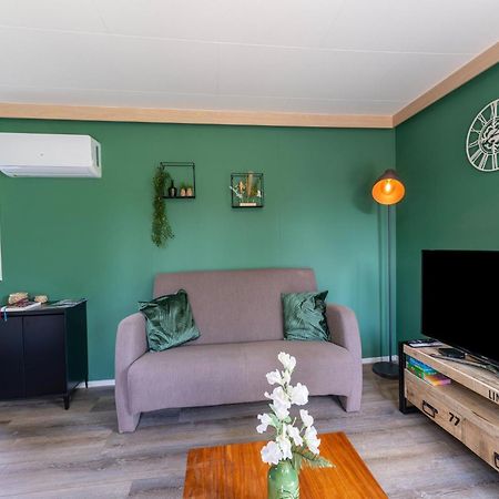 Cozy Chalet In Stegeren With A Terrace Exteriör bild