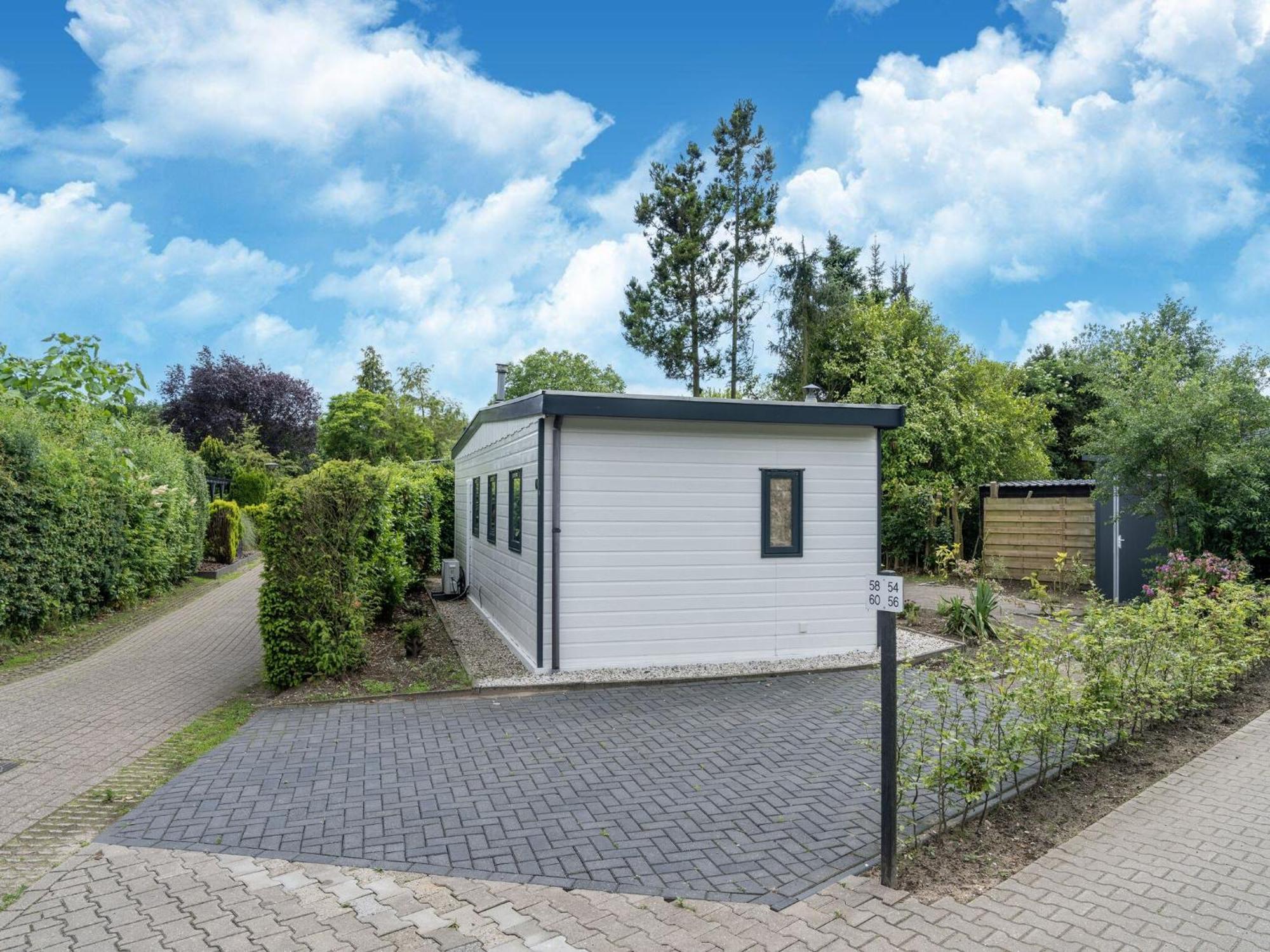 Cozy Chalet In Stegeren With A Terrace Exteriör bild