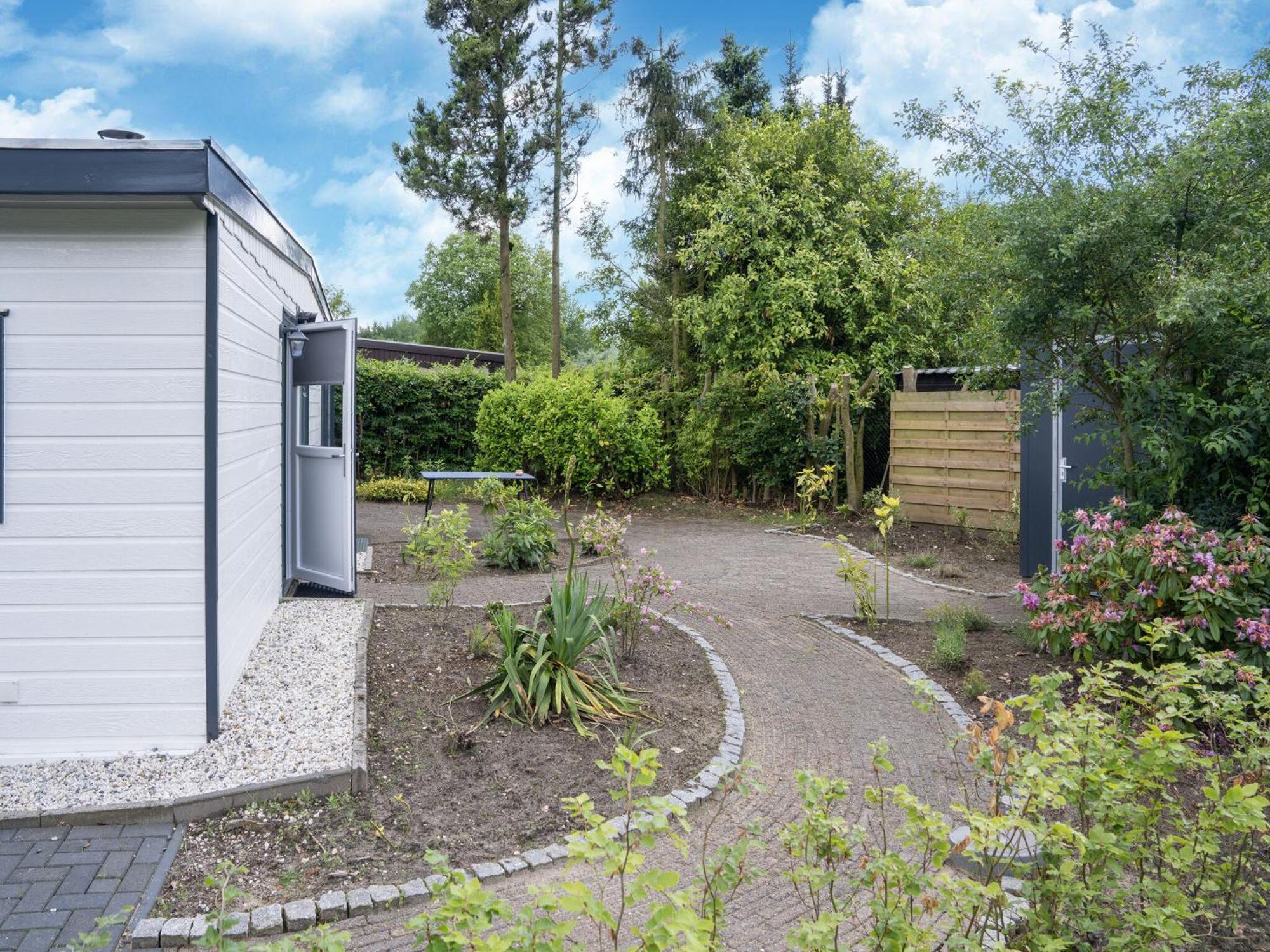 Cozy Chalet In Stegeren With A Terrace Exteriör bild