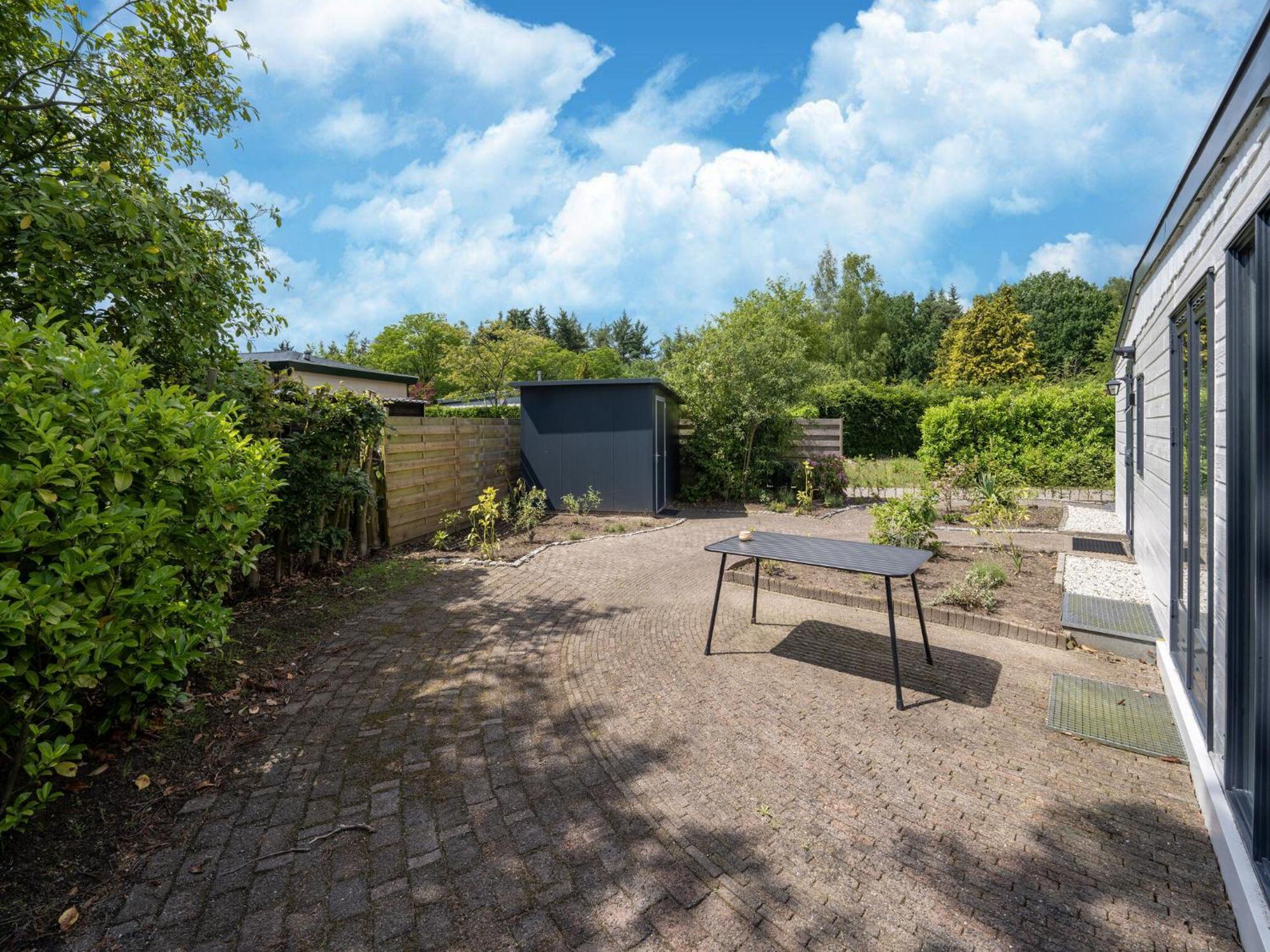 Cozy Chalet In Stegeren With A Terrace Exteriör bild